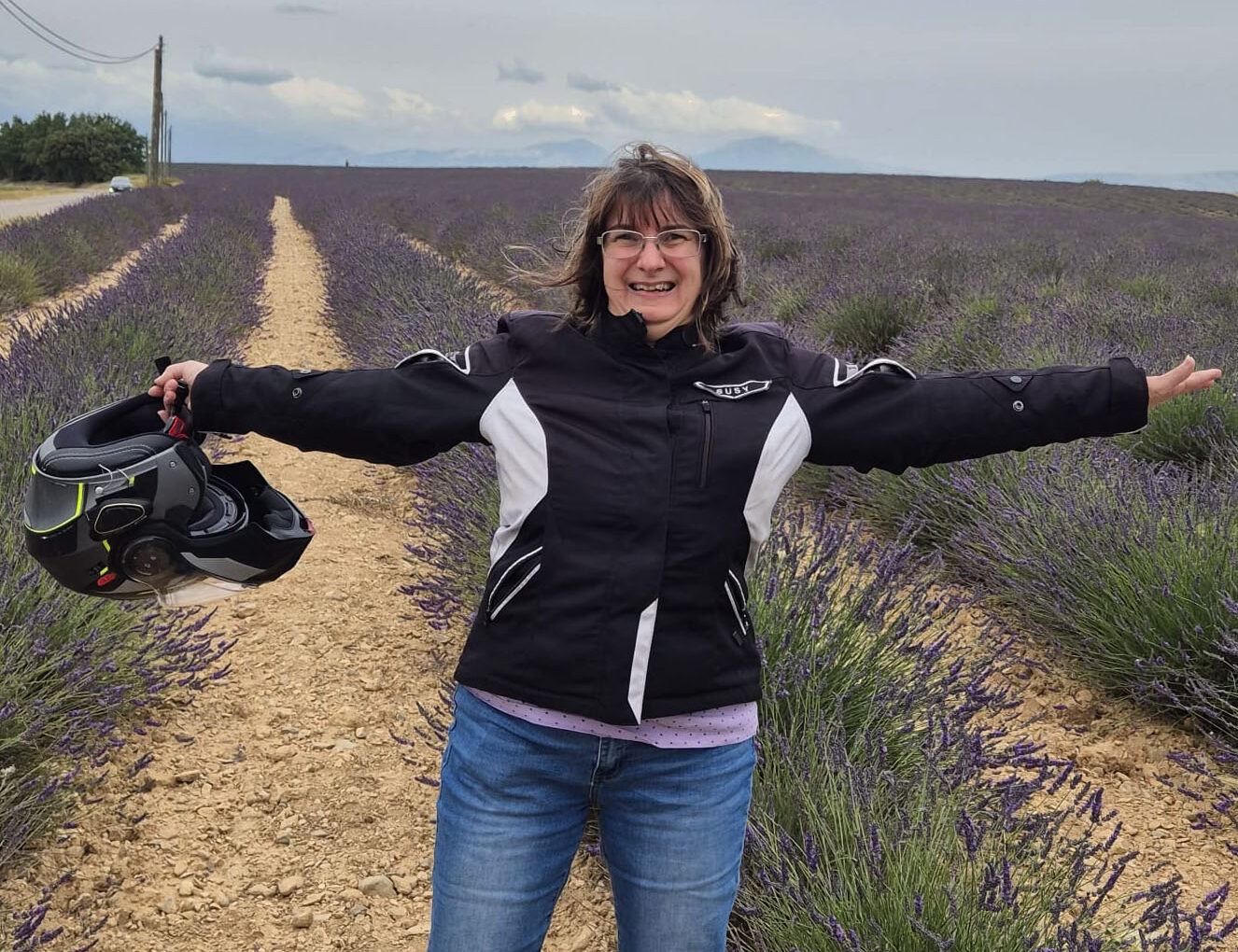 SUSANNA UBERTI ( Susy ) DI ANNI 57